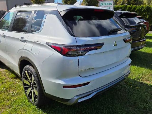 Mitsubishi Outlander PHEV
