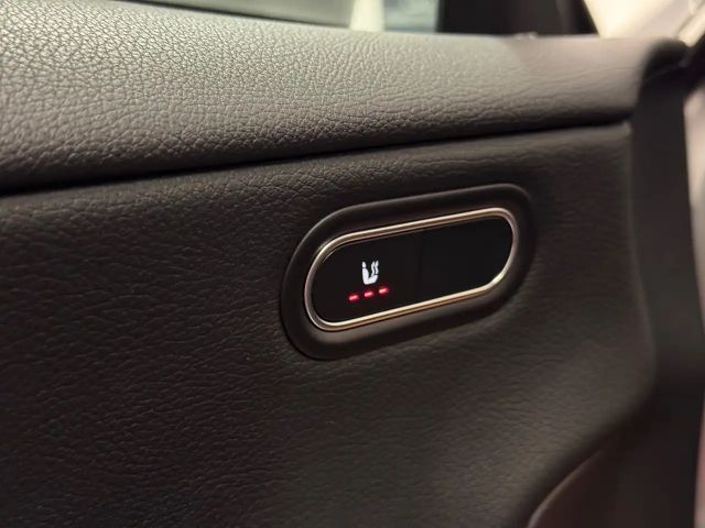 Mercedes-Benz CLA 200 CLA 200 d