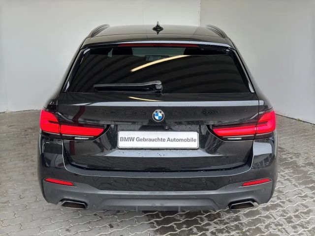 BMW 540 540d M-Sport Touring xDrive