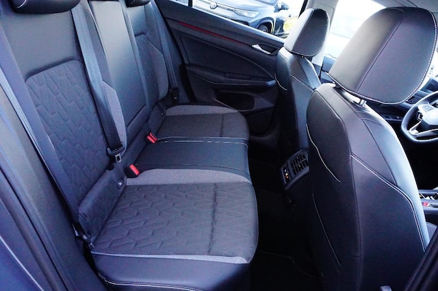 Volkswagen Golf 1.5 TSI DSG