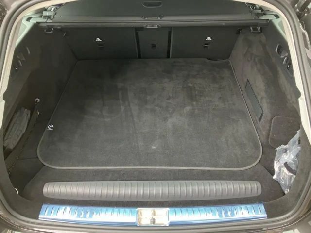 Mercedes-Benz E 300 AVANTGARDE Estate