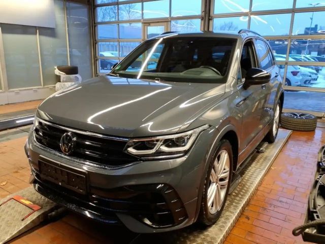 Volkswagen Tiguan 2.0 TSI DSG Style
