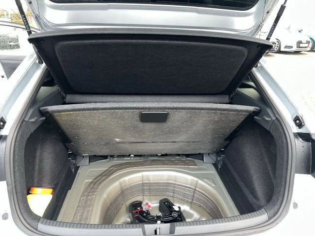 Volkswagen Taigo 1.0 TSI DSG R-Line