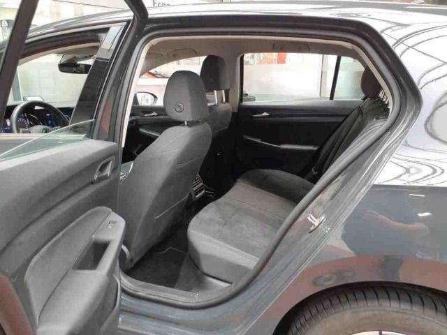 Volkswagen Golf Business Style eHybrid