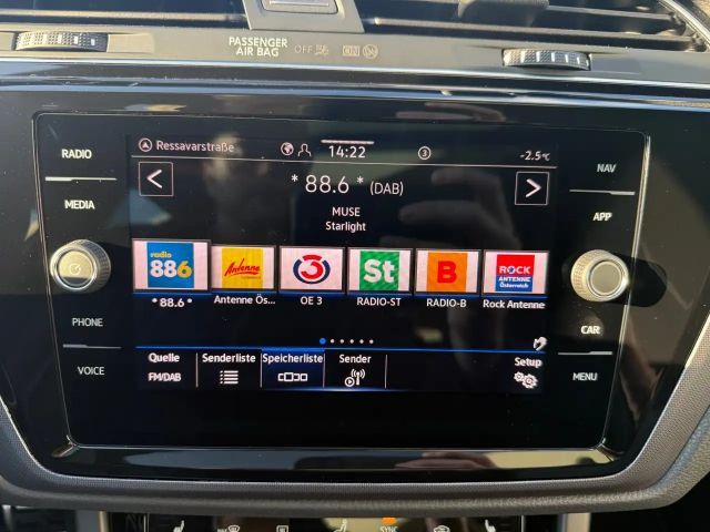 Volkswagen Touran DSG R-Line