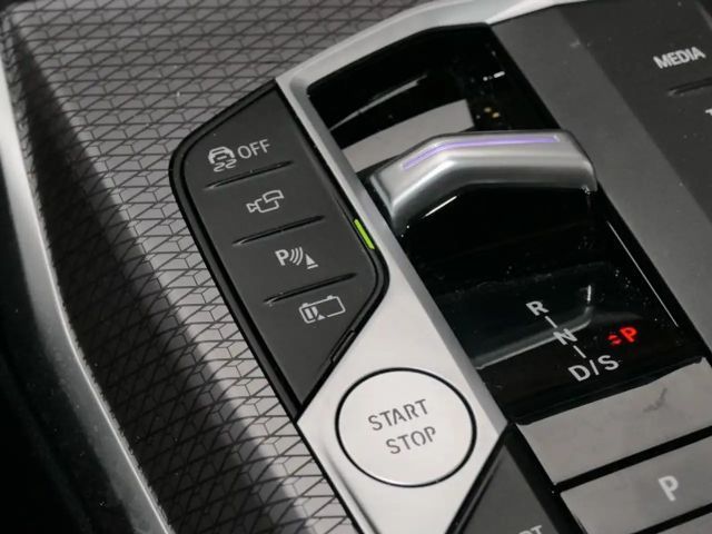 BMW 330 330e M-Sport Touring