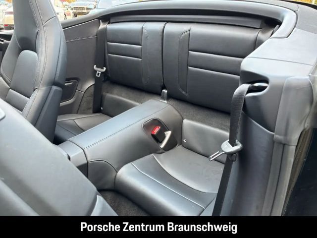 Porsche 992 4 Cabrio Carrera