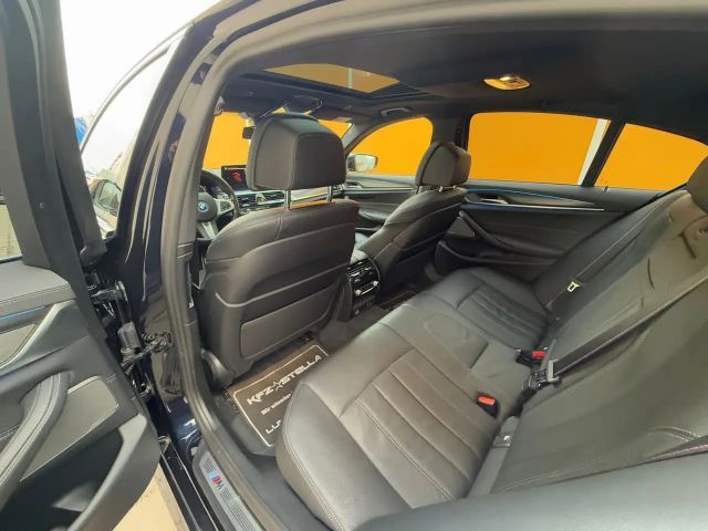 BMW 545 545e M-Sport Sedan xDrive