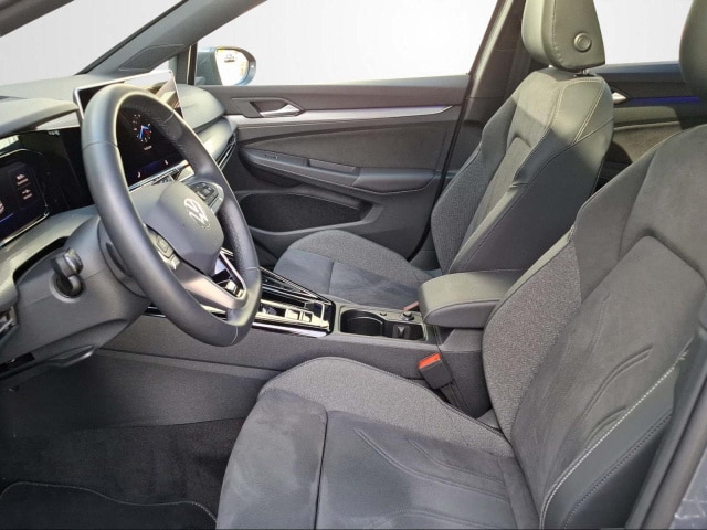 Volkswagen Golf 1.5 eTSI