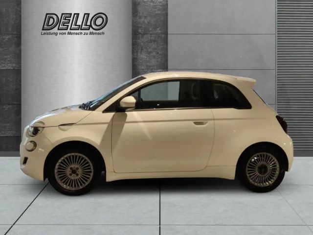 Fiat 500e Klimaautomatik Tempomat AppleCarPlay Bluetooth