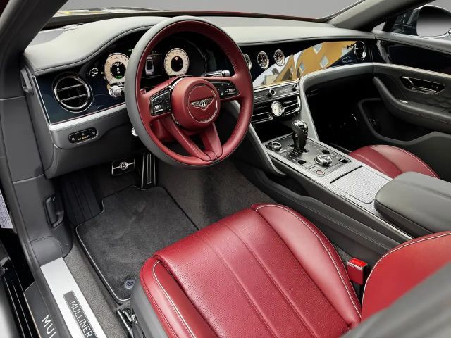 Bentley Flying Spur Hybrid V8