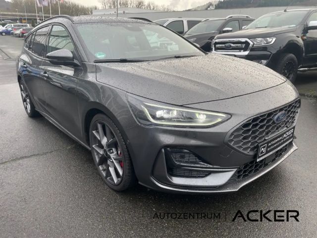 Ford Focus ST Line Wagon