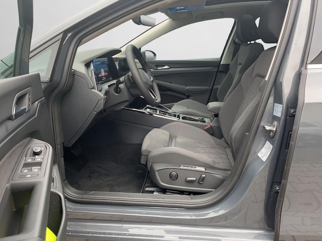 Volkswagen Golf DSG Style Variant