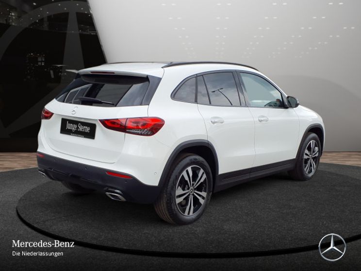 Mercedes-Benz GLA 250 4MATIC