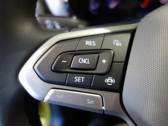 Volkswagen T-Cross Friends TSI