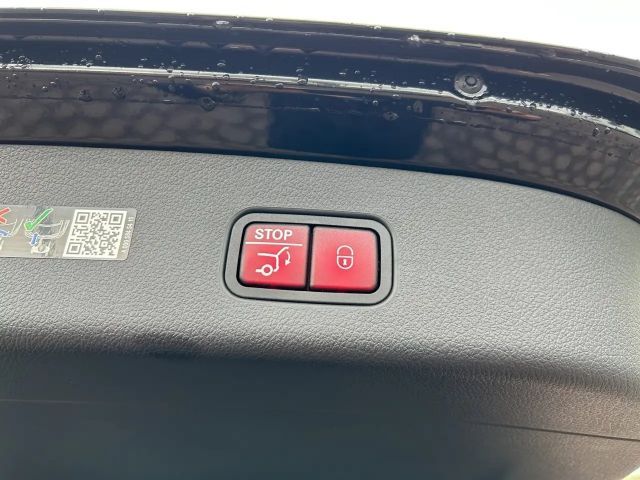 Mercedes-Benz GLC 300 AMG Line