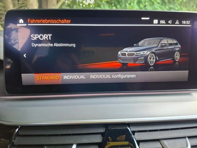 BMW 530 530d M-Sport Touring xDrive