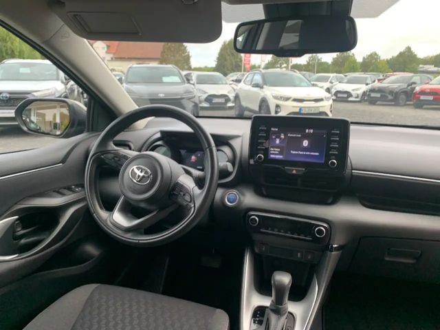 Toyota Yaris Hatchback Team D