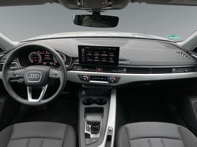 Audi A4 30 TDI Avant S-Tronic