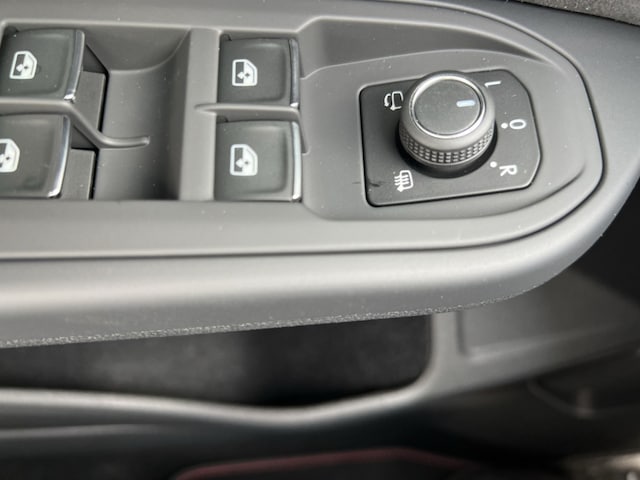 Volkswagen Golf 2.0 TSI DSG