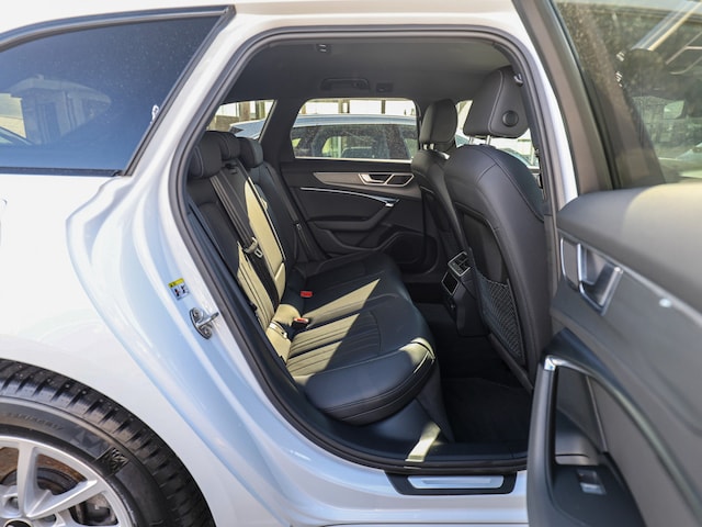 Audi A6 40 TDI Avant S-Tronic