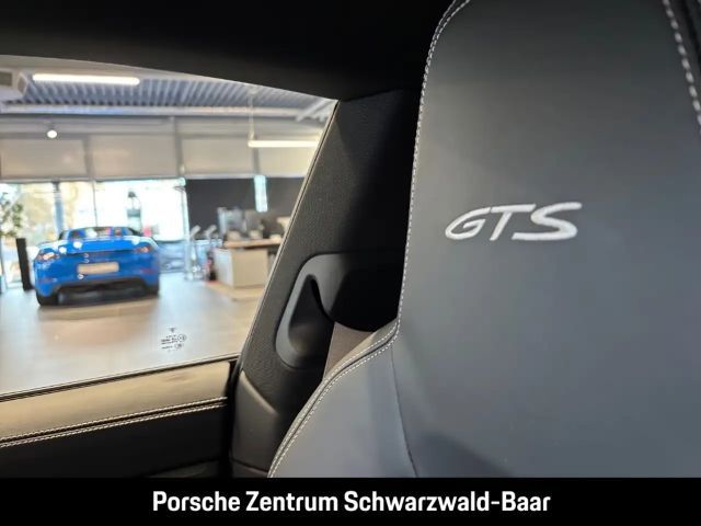 Porsche 992 4 Carrera Coupé GTS