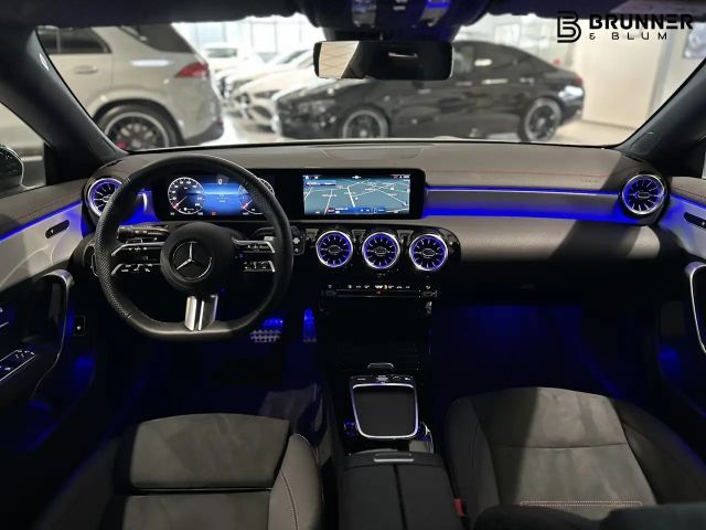 Mercedes-Benz CLA 250 4MATIC AMG Line