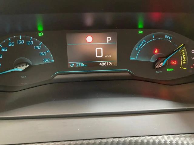 Peugeot E-2008 Active Pack