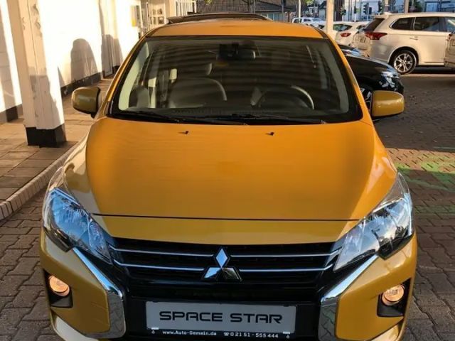 Mitsubishi Space Star Star