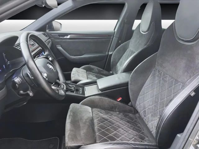 Skoda Superb 2.0 TDI Combi Sportline