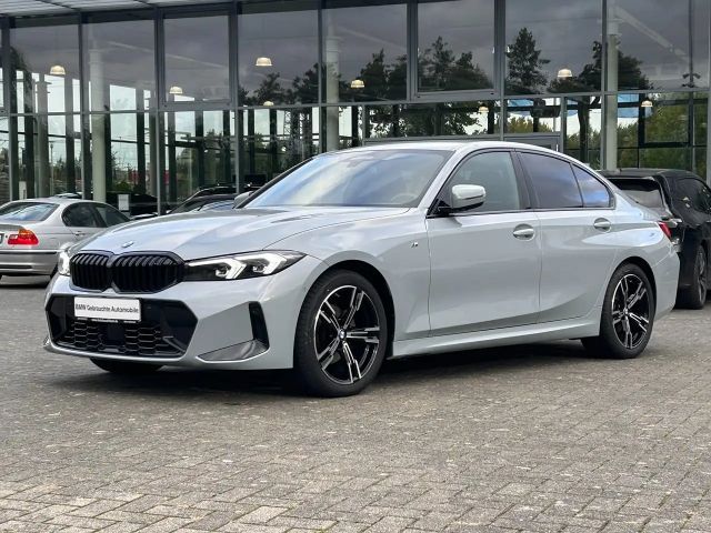 BMW 320 320d M-Sport Sedan xDrive