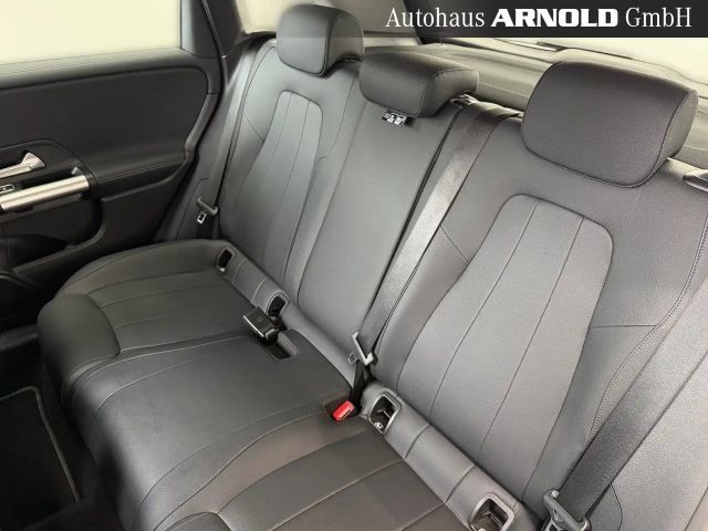 Mercedes-Benz B 220 4MATIC Progressive Sedan