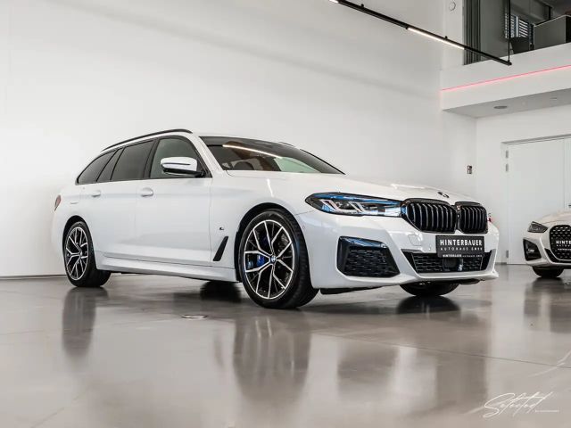 BMW 530 530d M-Sport Touring