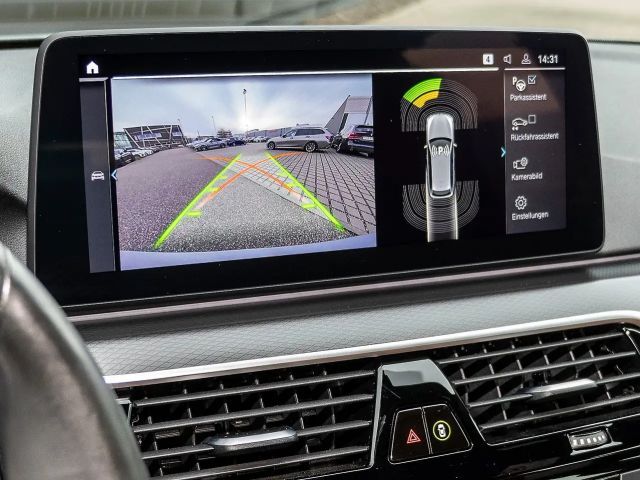 BMW 530 530e M-Sport Touring xDrive