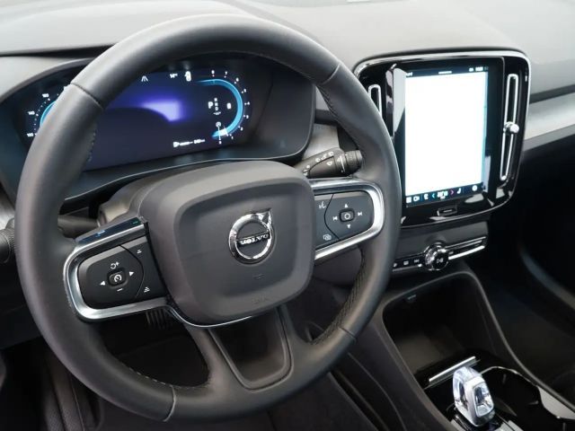 Volvo XC40 Dark Plus