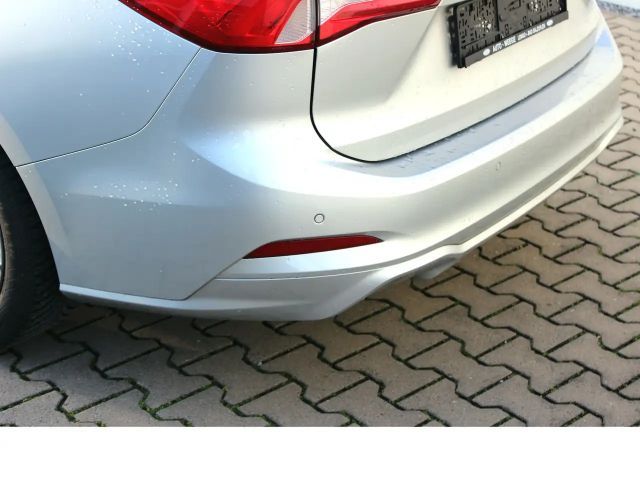 Ford Focus ST Line Wagon