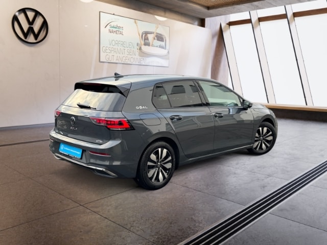 Volkswagen Golf 1.5 eTSI DSG IQ.Drive