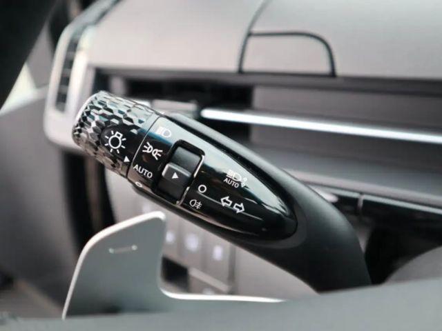 Hyundai Staria Trend