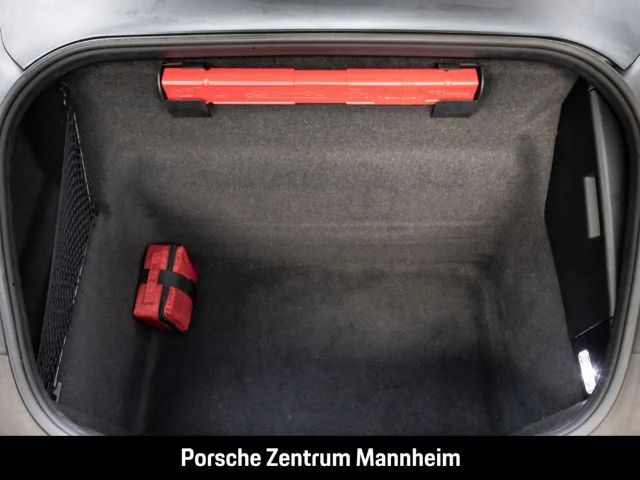 Porsche 992 Cabrio Carrera GTS