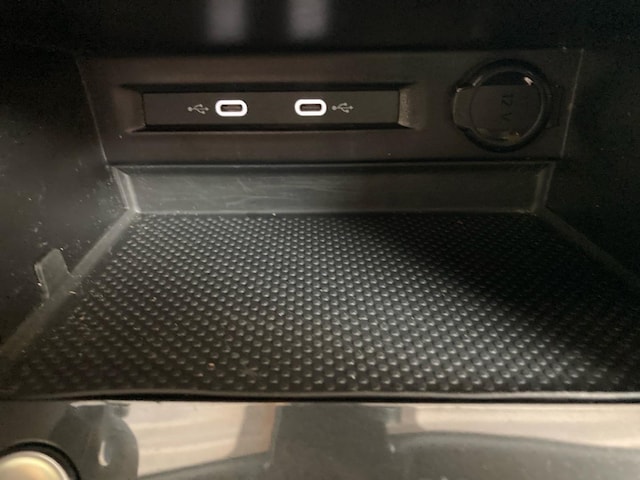 Volkswagen Tiguan 2.0 TSI DSG