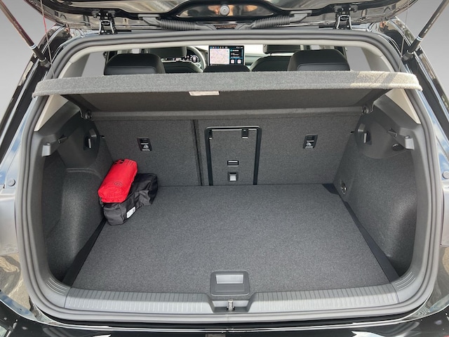 Volkswagen Golf 1.5 eTSI DSG Golf VIII