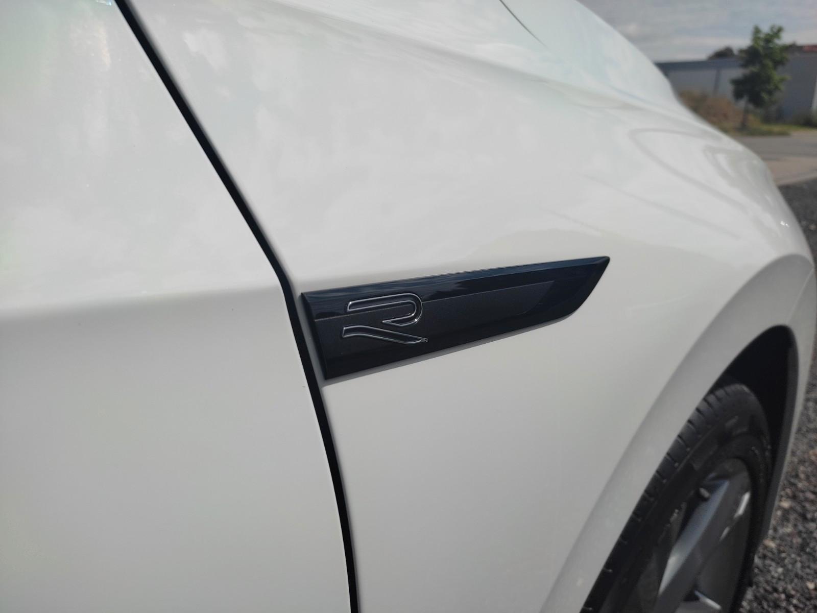 Volkswagen Golf 1.5 TSI R-Line Variant