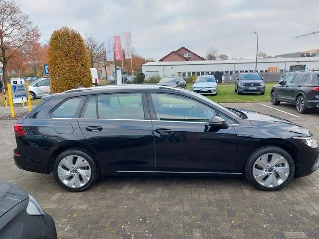 Volkswagen Golf DSG Golf VIII Style Variant