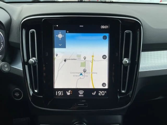 Volvo XC40 Dark Plus T5