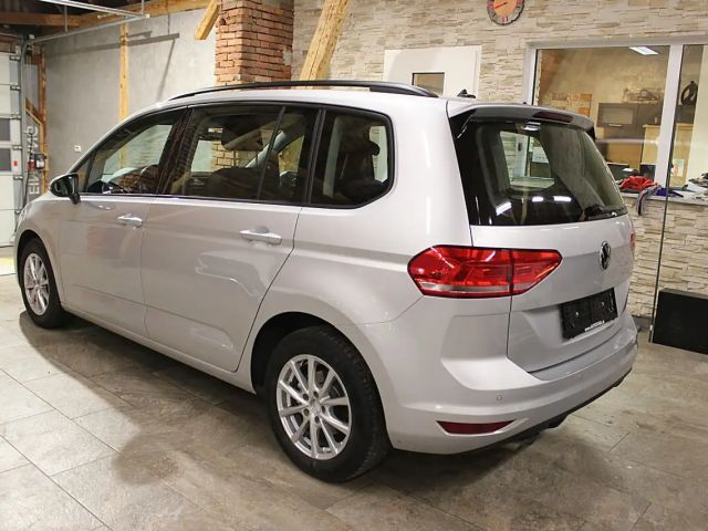Volkswagen Touran DSG