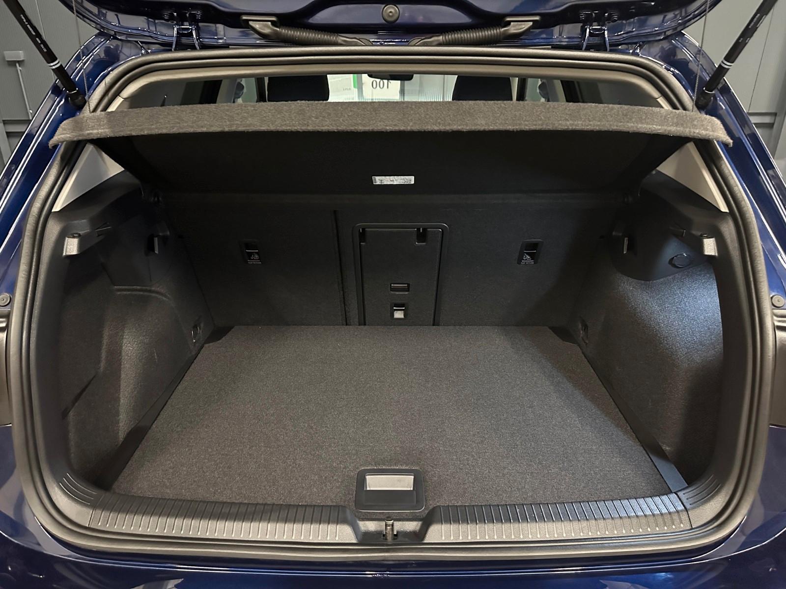 Volkswagen Golf IQ.Drive Style