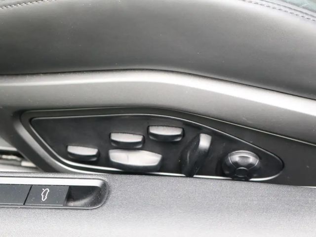 Porsche 992 Cabrio Carrera GTS