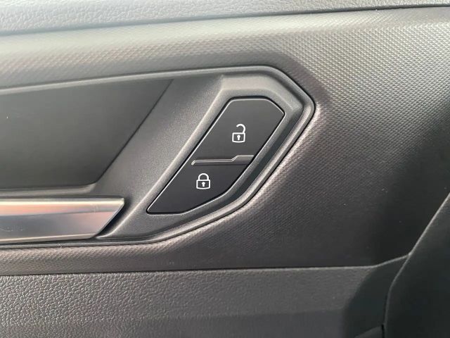 Volkswagen T-Cross 4Me TSI