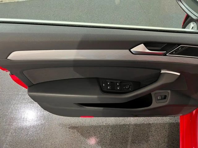 Volkswagen Passat 2.0 TDI Business DSG Variant