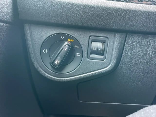 Volkswagen Taigo 1.0 TSI DSG Life